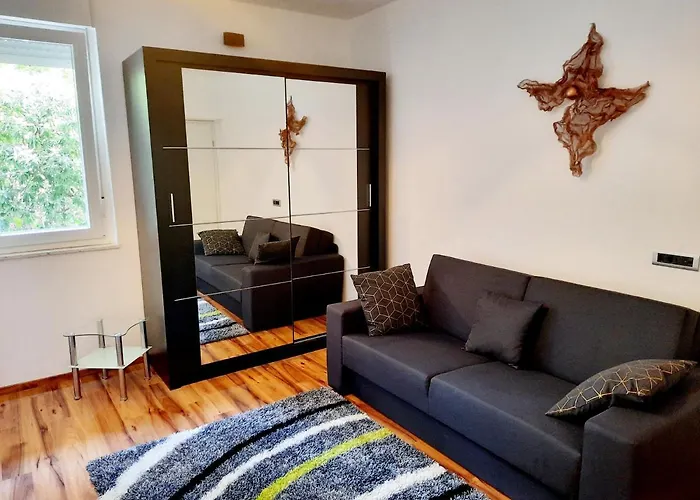 Apartman Symphony Veranda: Modern, New