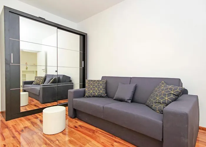 Symphony Veranda: Modern, New Apartman *